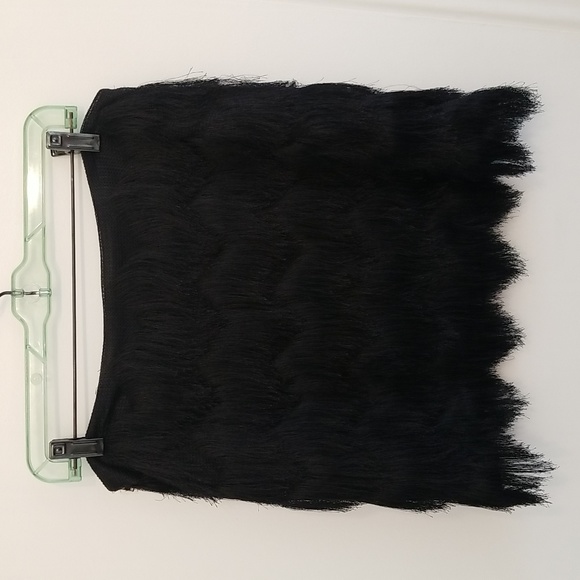 NWT H&M Chevron Cut Fringe Skirt / Size Medium / Black - Picture 3 of 7
